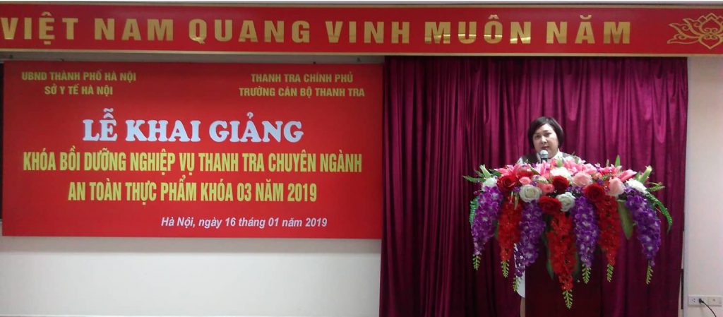 TS Trương Thị Kim Dung kgiảng lớp TTCN ATTP K3 TCBTT