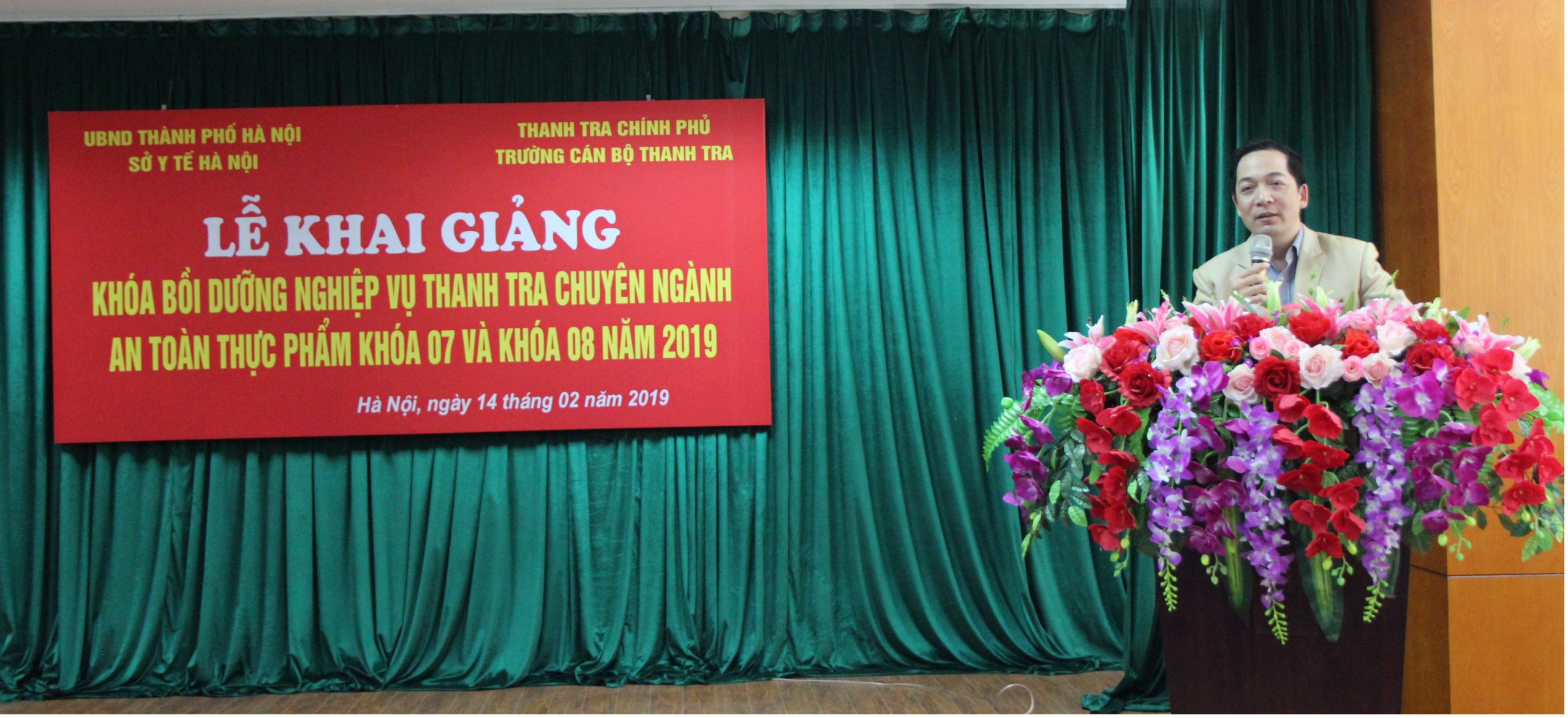 TS Nguyễn Huy Hoàng khai giang khóa học