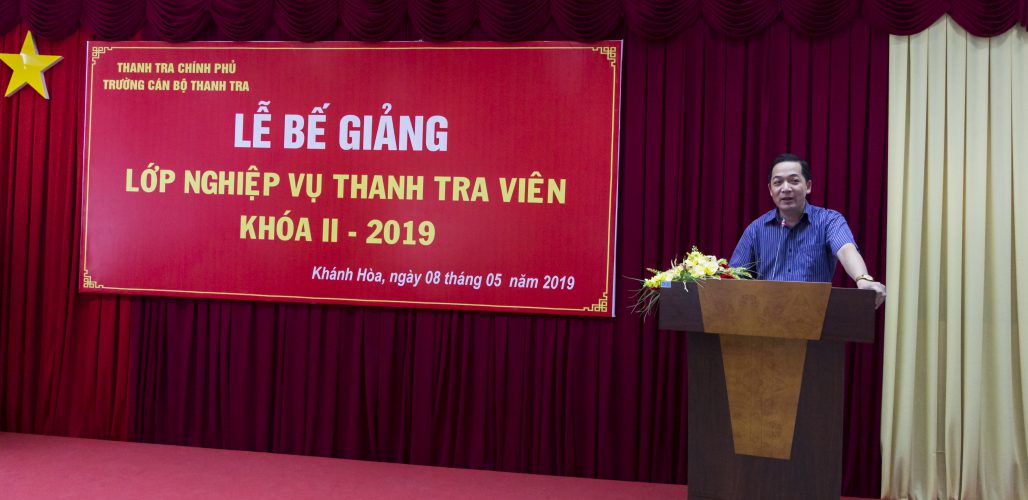 TS Nguyễn Huy Hoàng Phó Hiệu trưởng Trg CBTT phát biểu bế giảng khóa học