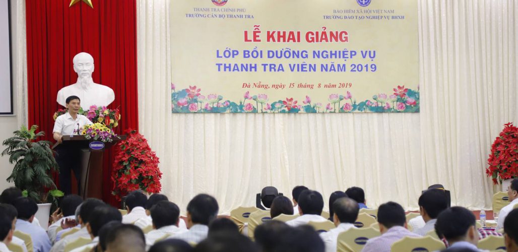 Ông Vũ Văn Chiến HT Trg CBTT phát biểu khai giảng khóa học