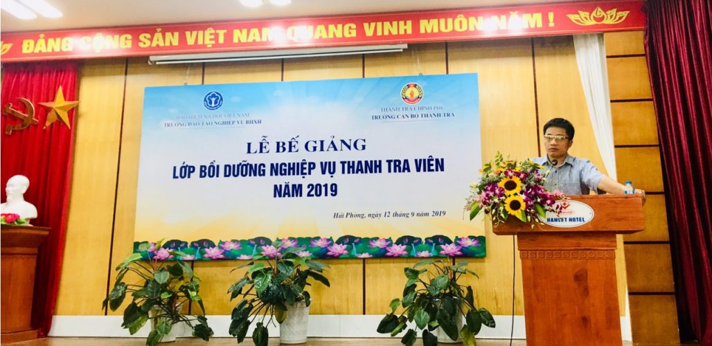 TS Trịnh Văn Toàn Phó Hiệu trưởng Nhà Trường phát biểu bế giảng khóa học