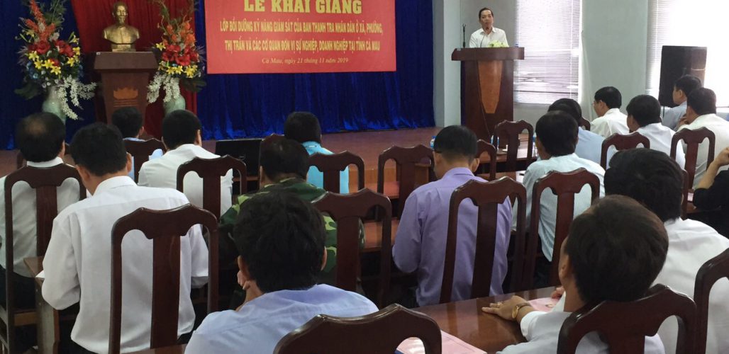 TS Nguyễn Huy Hoàng PHT nhà trường khai giảng lớp học