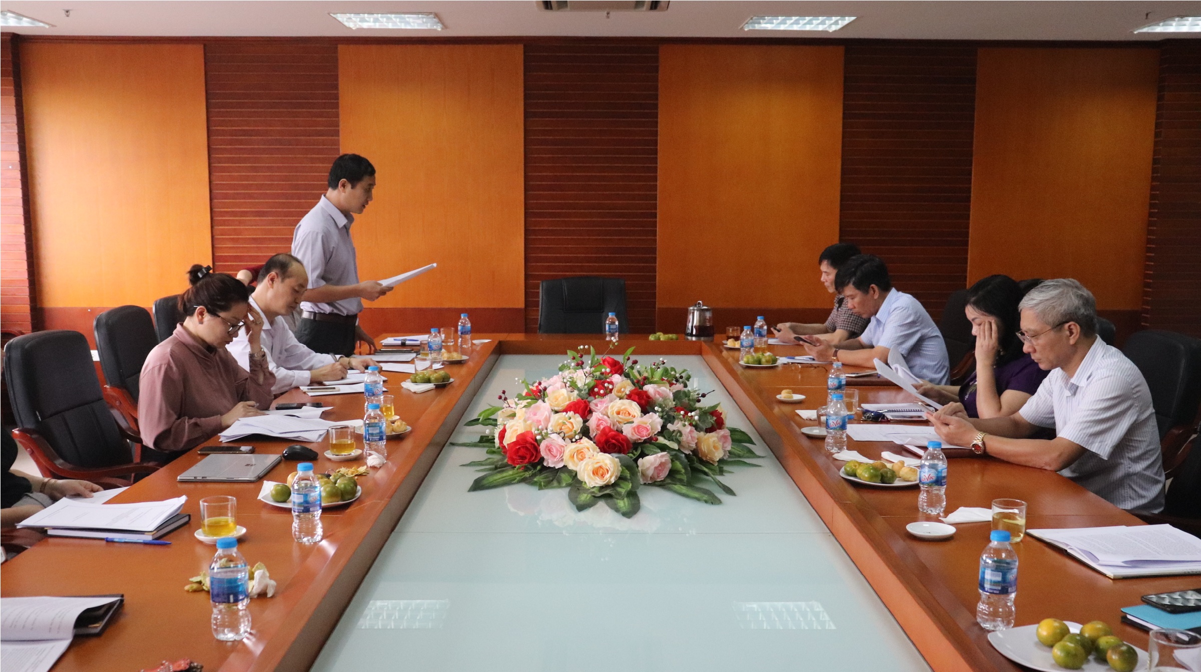 Chủ nhiệm đề tài báo cáo trước Hội thảo