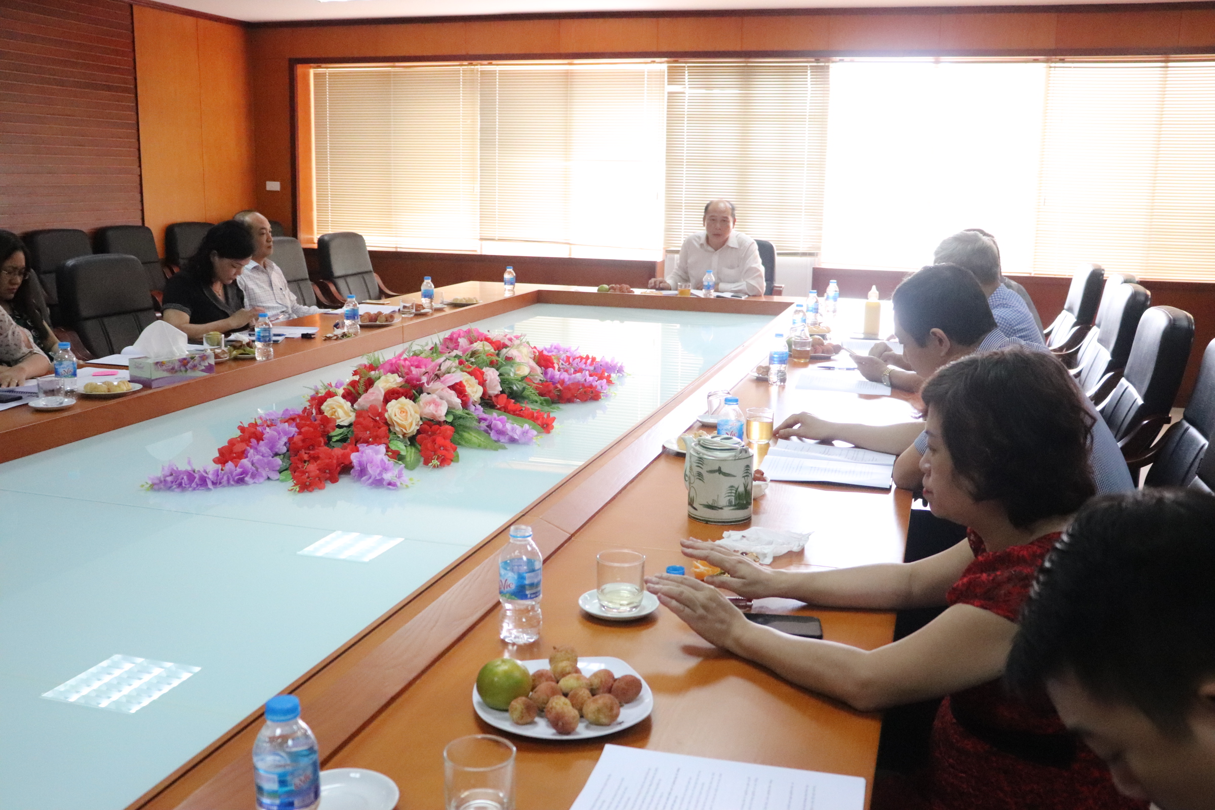 ThS Doãn Trung Thông Trưởng Khoa NV2 báo cáo tại Hội Thảo