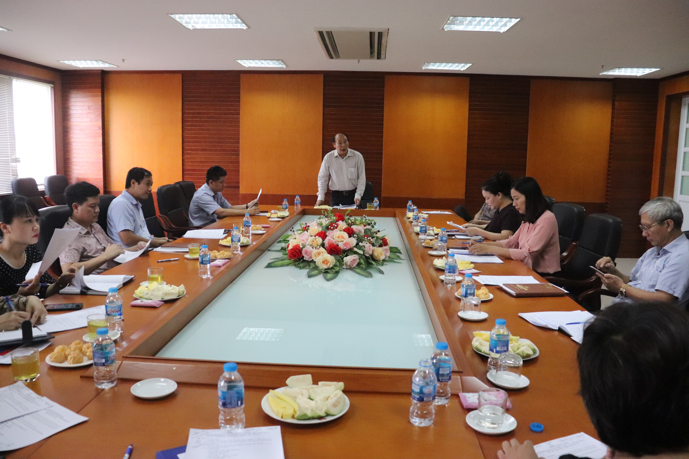 ThS Doãn Trung Thông chủ trì buổi Hội thảo