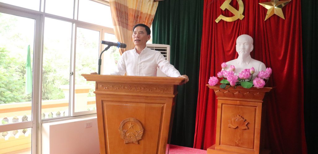 Ông Vũ Văn Chiến TTVCC Hiệu trg CBTT phát biểu bế giảng khóa học