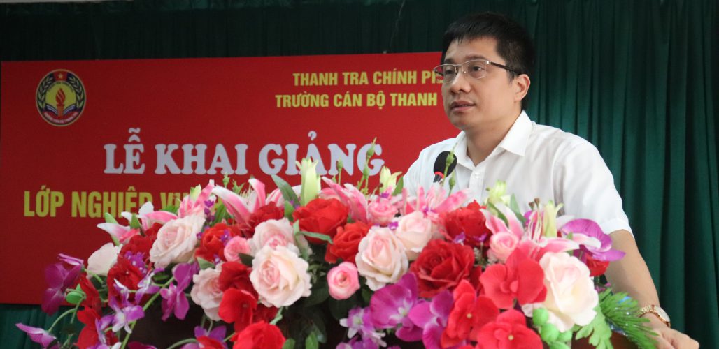 TS Trịnh Văn Toàn PHT trg CBTT phát biểu khai giảng khóa học