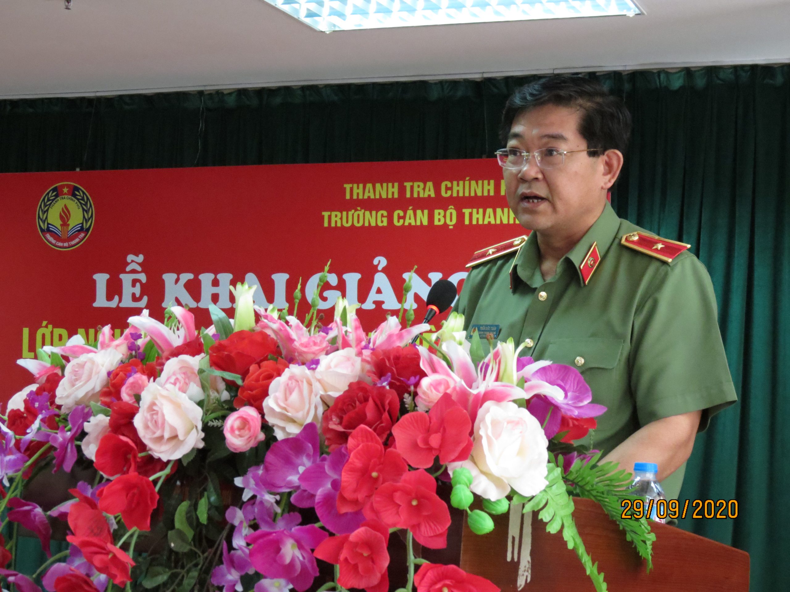 Thiếu tướng Trần Đức Tuấn CTT Bộ Công an phát biểu tại Lễ khai giảng