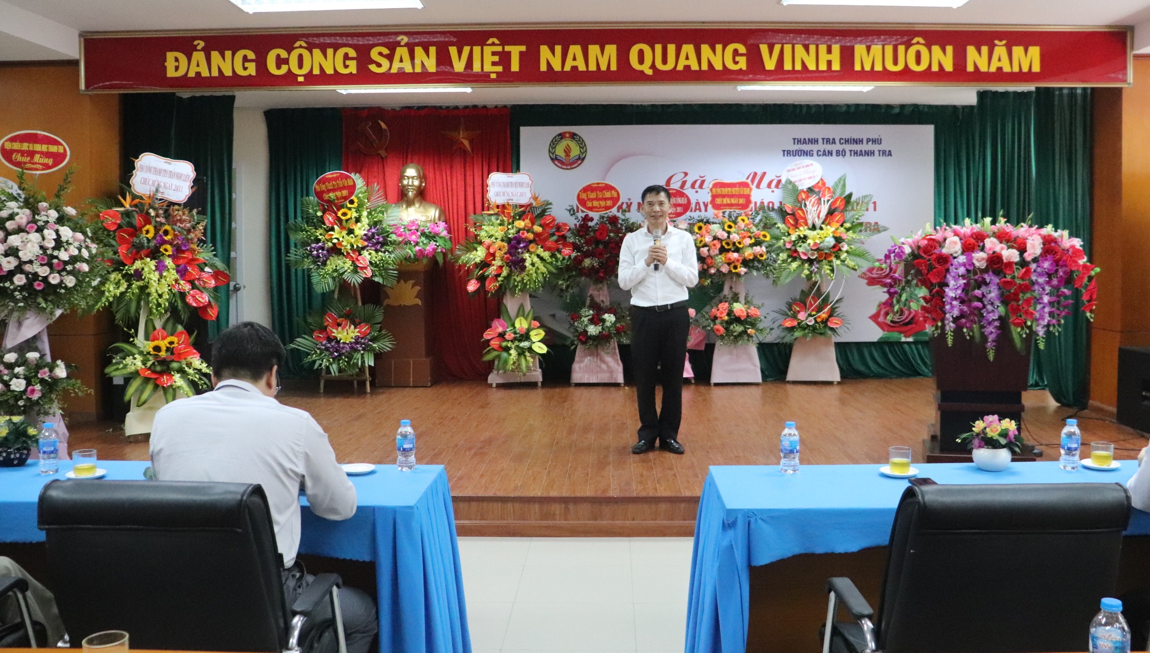 Ông Vũ Văn Chiến TTVCC Hiệu Trg Trg CBTT phát biểu tại buổi lễ