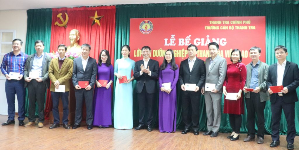 Bế giảng Lớp Nghiệp vụ thanh tra viên cao cấp – Khóa 01 năm 2022