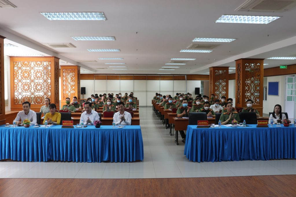 Khai giảng Lớp Bồi dưỡng nghiệp vụ Thanh tra viên K04-2022, cho hơn 50 cán bộ chiến sĩ Thanh tra Bộ Công an