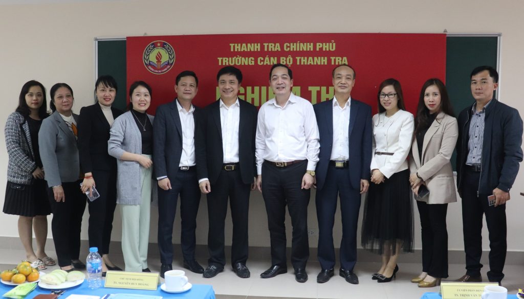 Trường Cán bộ Thanh tra tổ chức nghiệm thu thành công 02 đề tài khoa học năm 2022.