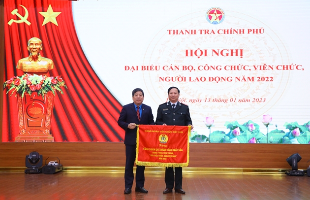 Tiếp tục đoàn kết, đổi mới, quyết tâm phấn đấu hoàn thành xuất sắc mọi nhiệm vụ được giao