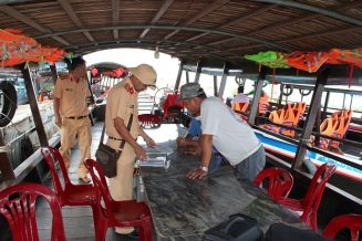 Thanh tra, kiểm tra lễ hội Xuân