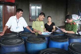 Thanh tra, kiểm tra, giám sát các cơ sở sản xuất, kinh doanh rượu