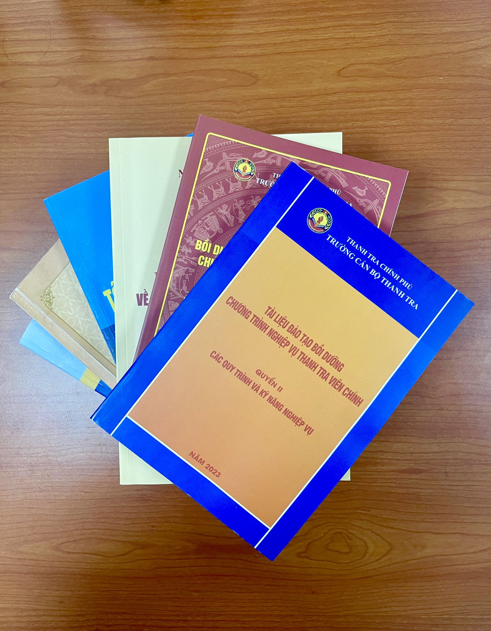 Chủ động ngăn chặn, xử lý các đối tượng giả mạo Trường Cán bộ Thanh tra để bán giáo trình, tài liệu