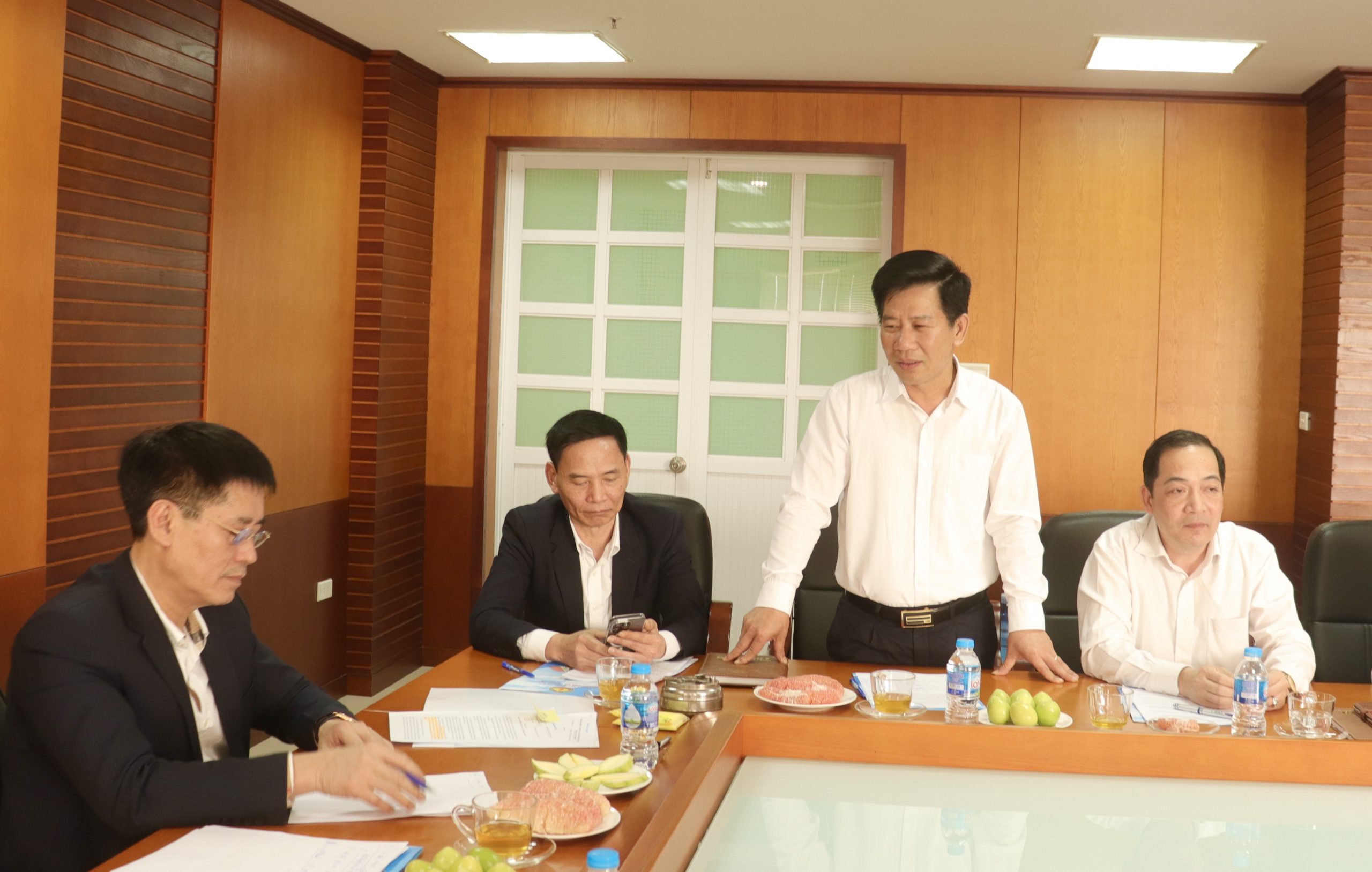 Phó Tổng Thanh tra Chính phủ Lê Sỹ Bảy làm việc với Trường Cán bộ Thanh tra