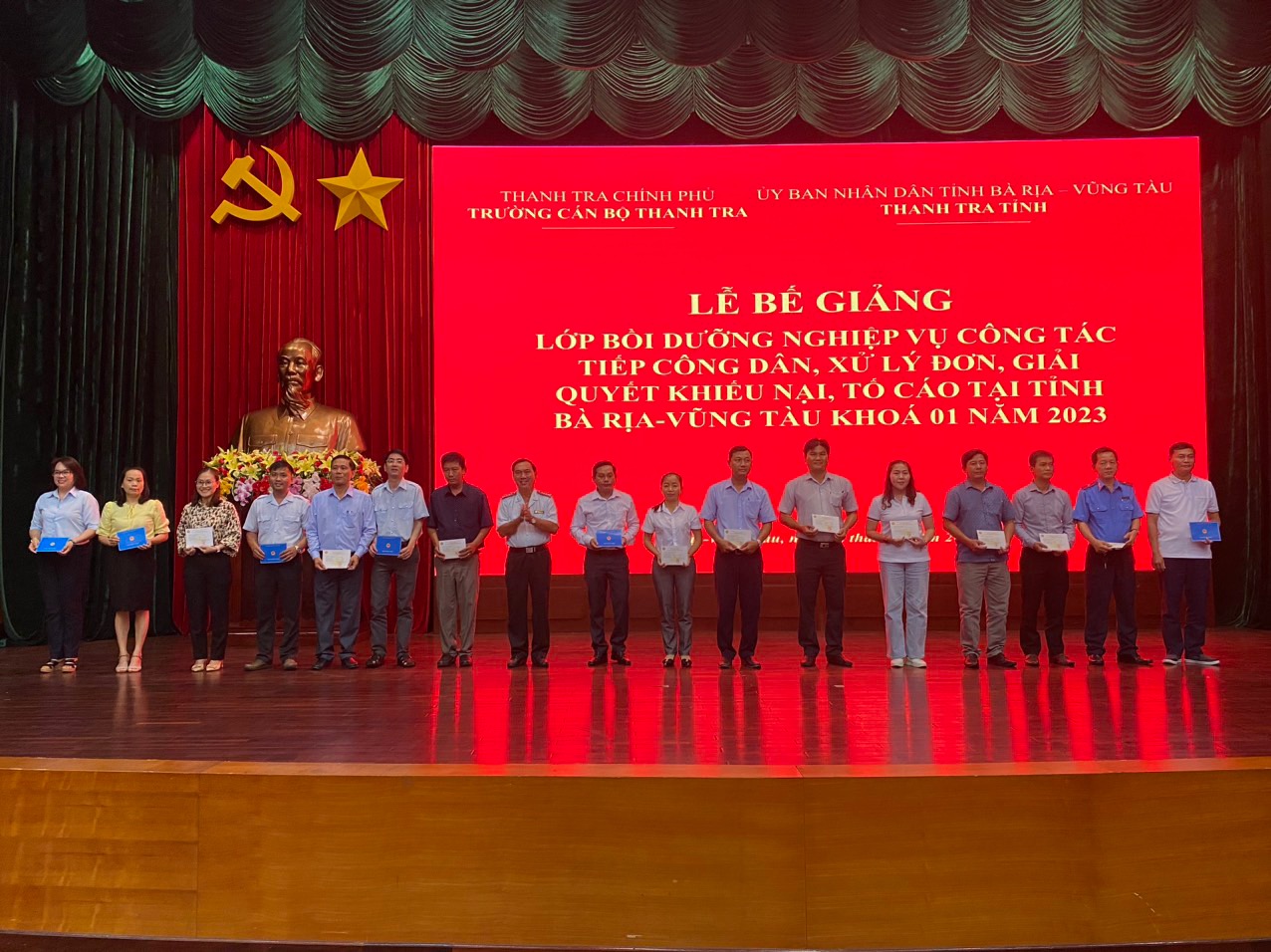 Bế giảng lớp Bồi dưỡng cập nhật kiến thức về công tác tiếp công dân, xử lý đơn thư và giải quyết khiếu nại, tố cáo tại tỉnh Bà Rịa – Vũng Tàu khóa 02 năm 2023