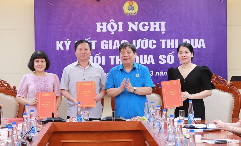 Khối thi đua số VII: Ký kết giao ước thi đua năm 2023