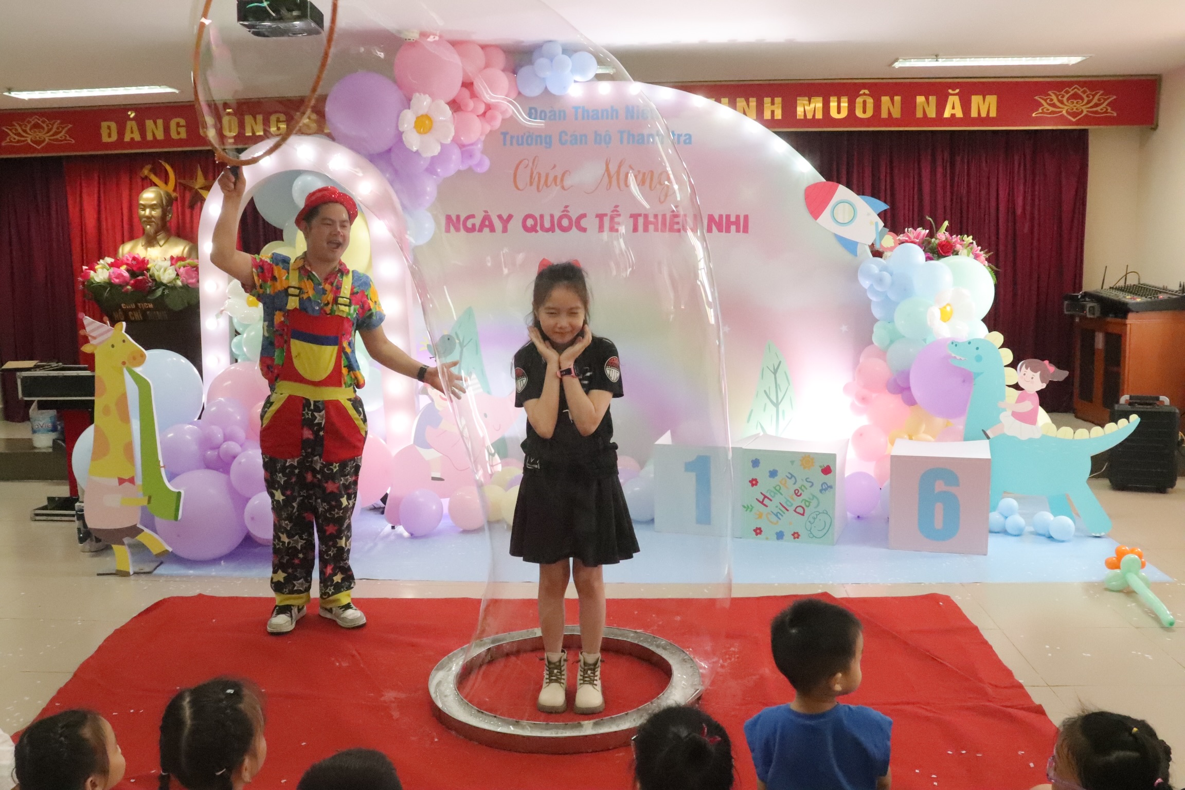 Trường Cán bộ Thanh tra tổ chức ngày Quốc tế thiếu nhi 1/6 cho các cháu thiếu niên, nhi đồng