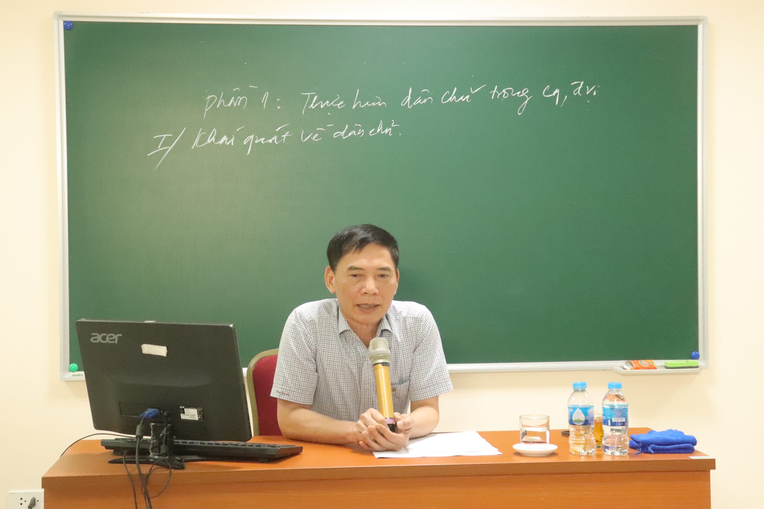 Hơn 100 học viên tham dự lớp Bồi dưỡng nghiệp vụ Thanh tra, Kiểm tra nội bộ và giải quyết khiếu nại, tố cáo trong cơ quan, đơn vị sự nghiệp, doanh nghiệp năm 2023