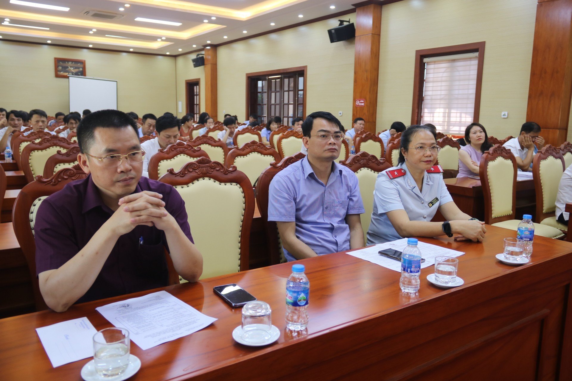 Gần 60 học viên tham dự lớp Bồi dưỡng kỹ năng, nghiệp vụ tiếp công dân, tiếp nhận, phân loại xử lý đơn, giải quyết khiếu nại, tố cáo, phản ánh kiến nghị và phòng chống tham nhũng khóa 01 năm 2023 tại huyện Gia Lộc, tỉnh Hải Dương