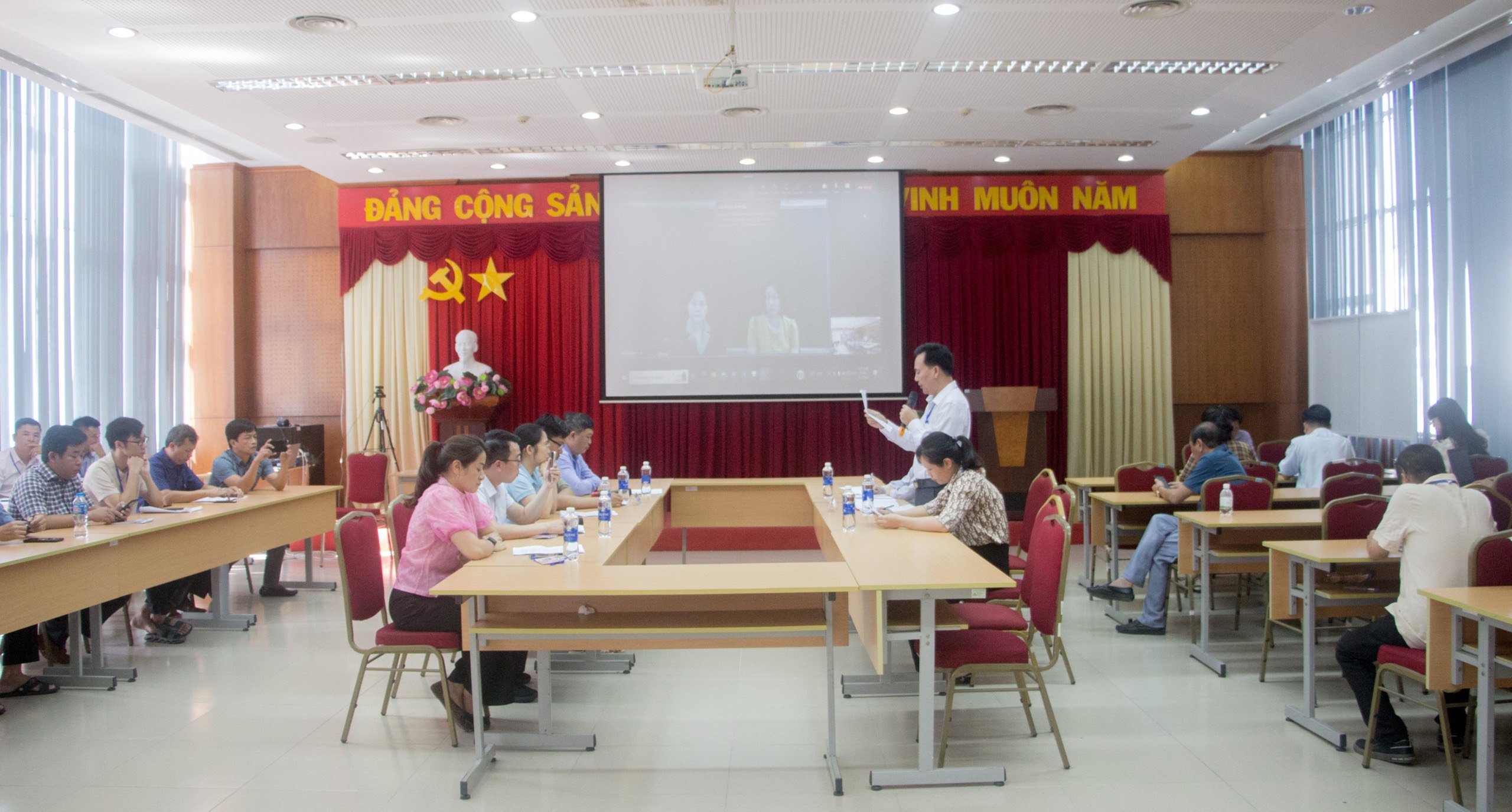 Vận dụng kiến thức, kỹ năng đã học vào thực tiễn để giải quyết các tình huống cụ thể trong quá trình thực hiện các hoạt động thanh tra, tiếp công dân và giải quyết khiếu nại, tố cáo…