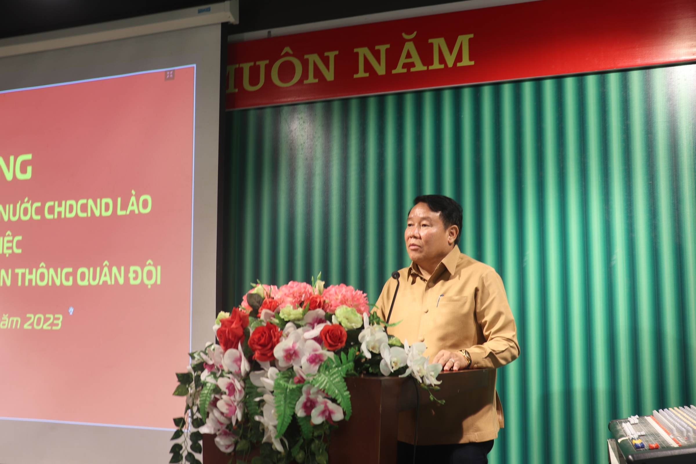 Đoàn Cán bộ Thanh tra Nhà nước Lào đã thăm và làm việc tại Tập đoàn Công nghệ Viễn thông Quân đội Việt Nam (Viettel)