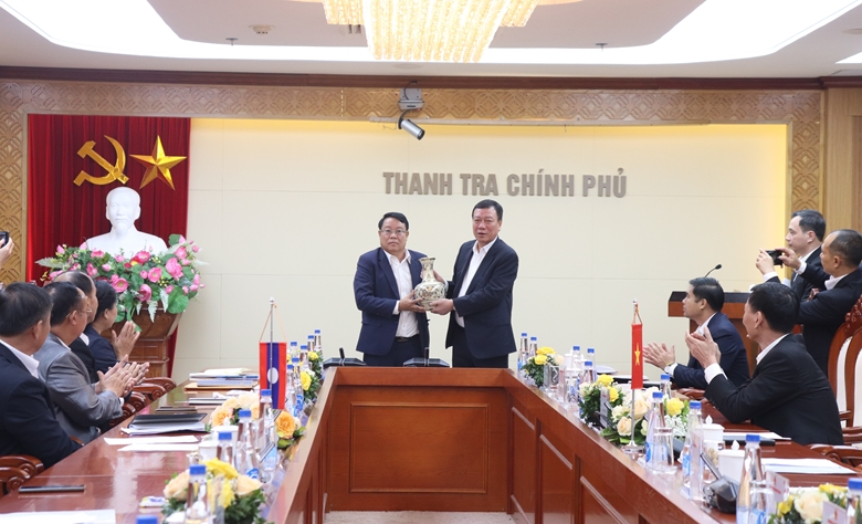 Tổng Thanh tra Chính phủ tiếp xã giao Đoàn cán bộ Thanh tra Nhà nước Lào