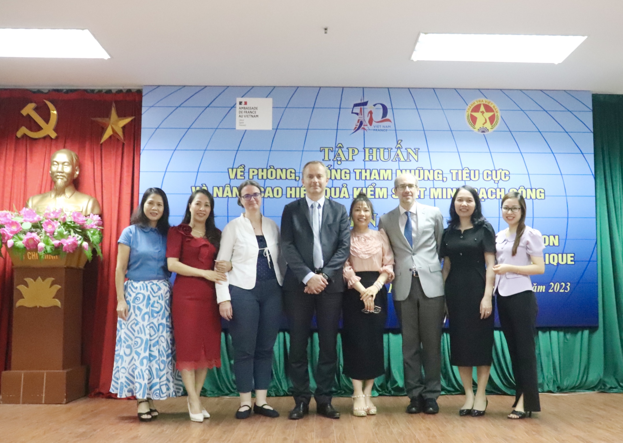 Bế mạc hội nghị tập huấn:“Phòng, chống tham nhũng, tiêu cực và nâng cao hiệu quả kiểm soát minh bạch công” đã thành công tốt đẹp