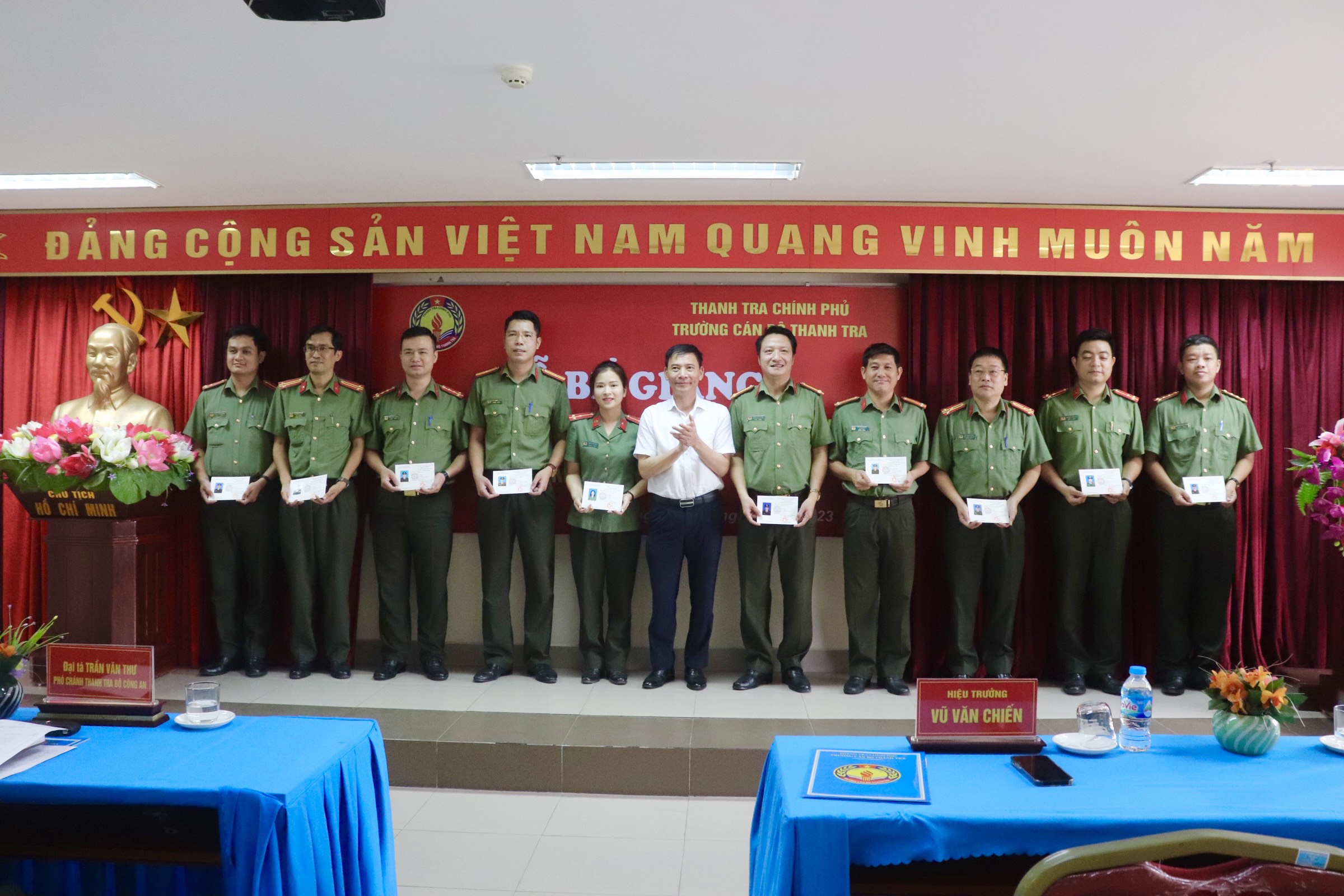 Bế giảng Lớp bồi dưỡng nghiệp vụ Thanh tra viên chính K11/2023