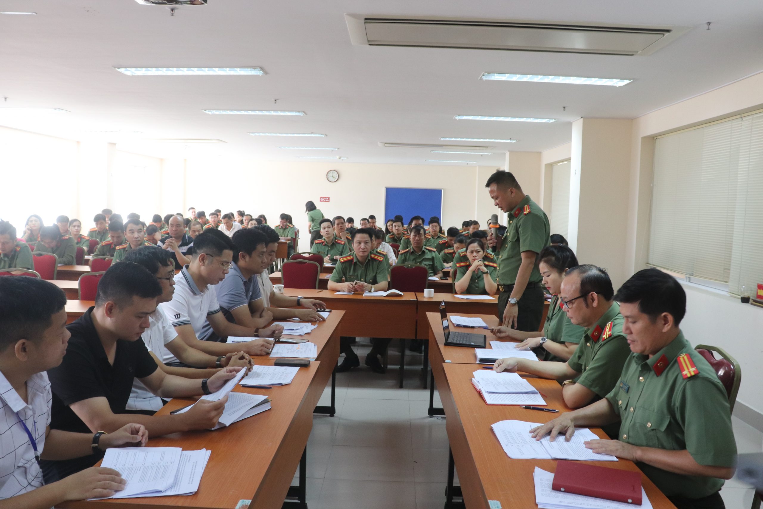 Xây dựng tình huống giả định gắn liền kiến thức lý luận với thực tiễn của lớp Thanh tra viên chính K11/2023