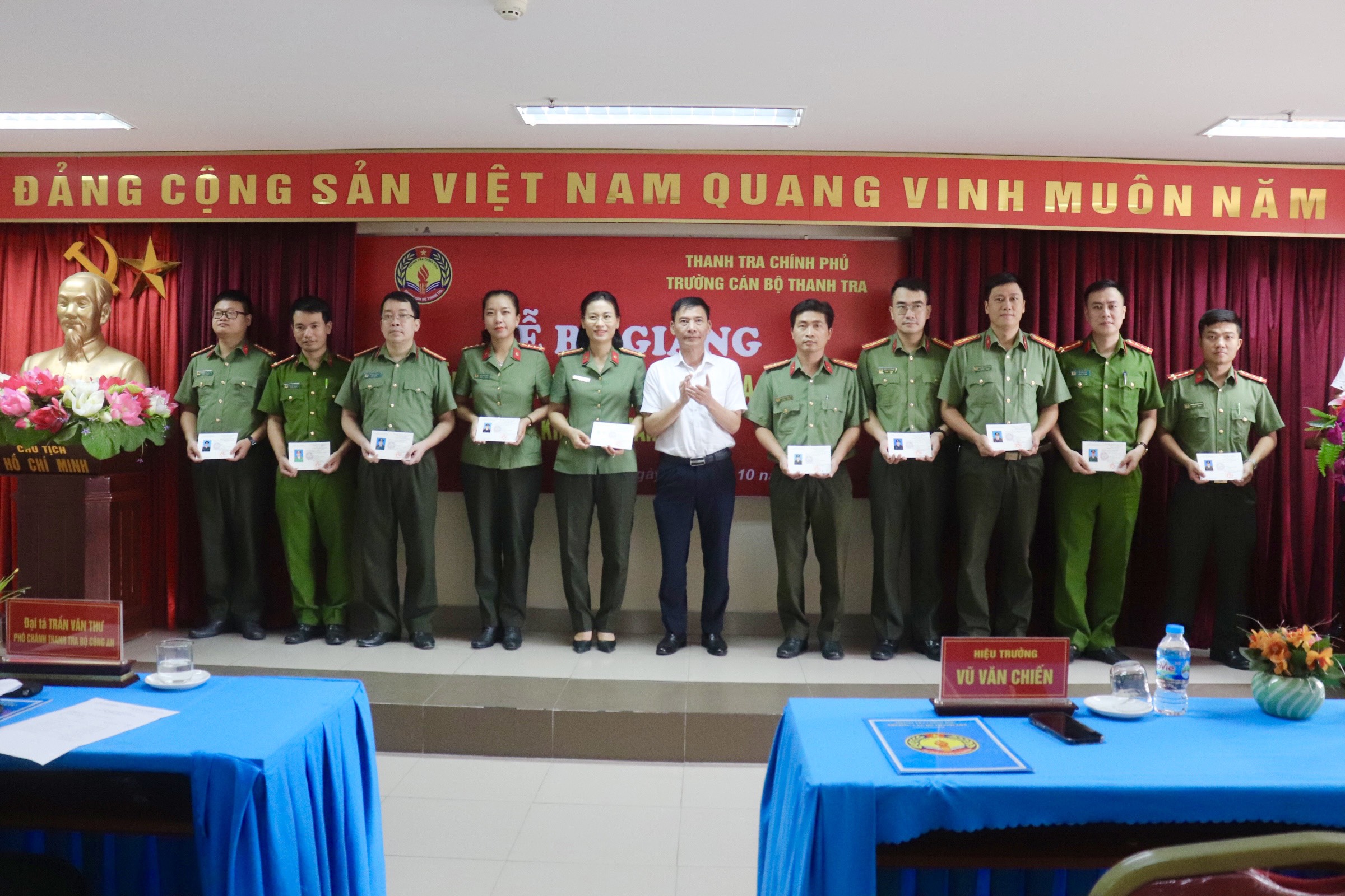 Bế giảng Lớp bồi dưỡng nghiệp vụ Thanh tra viên chính K11/2023