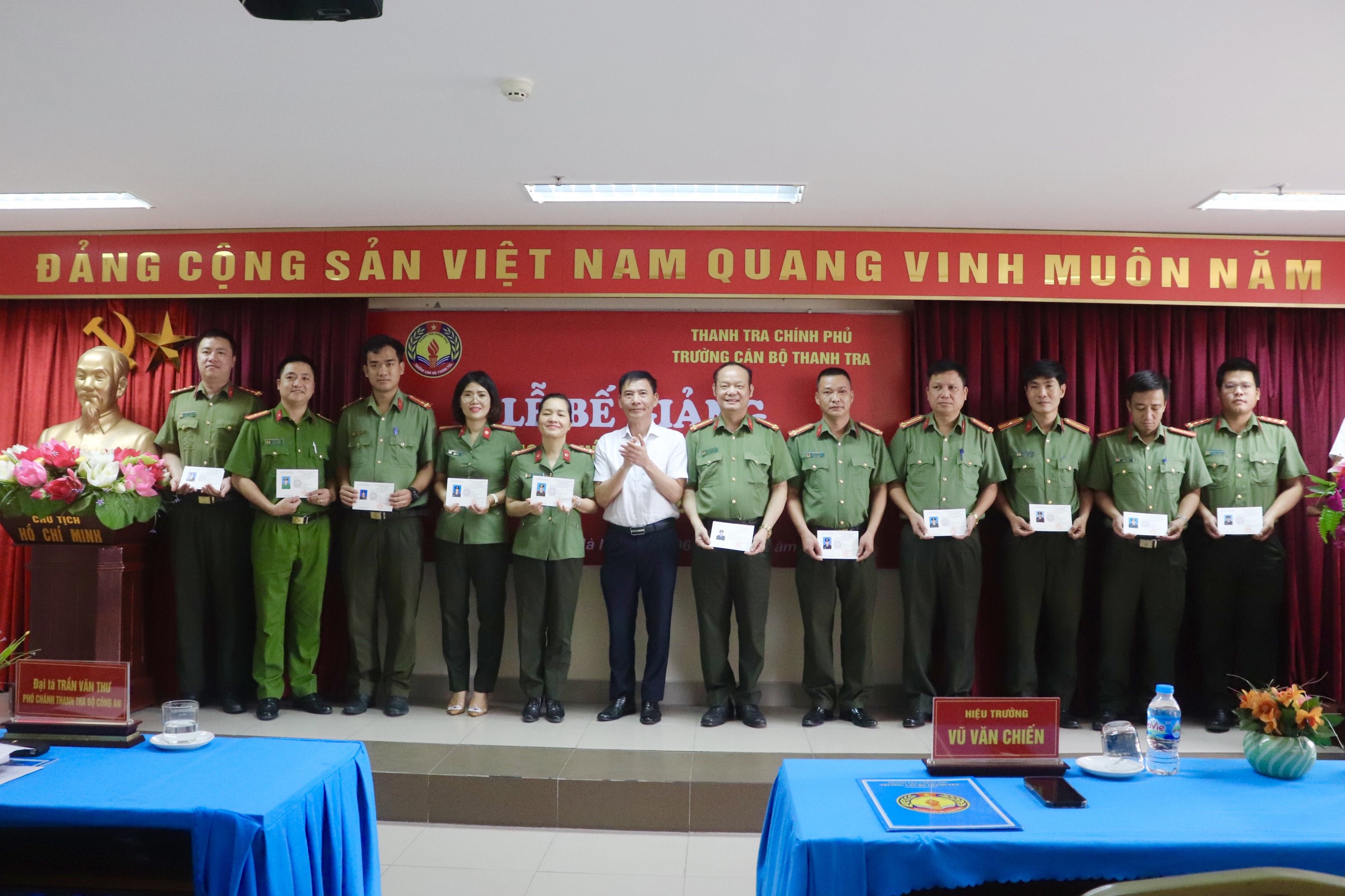 Bế giảng Lớp bồi dưỡng nghiệp vụ Thanh tra viên chính K11/2023