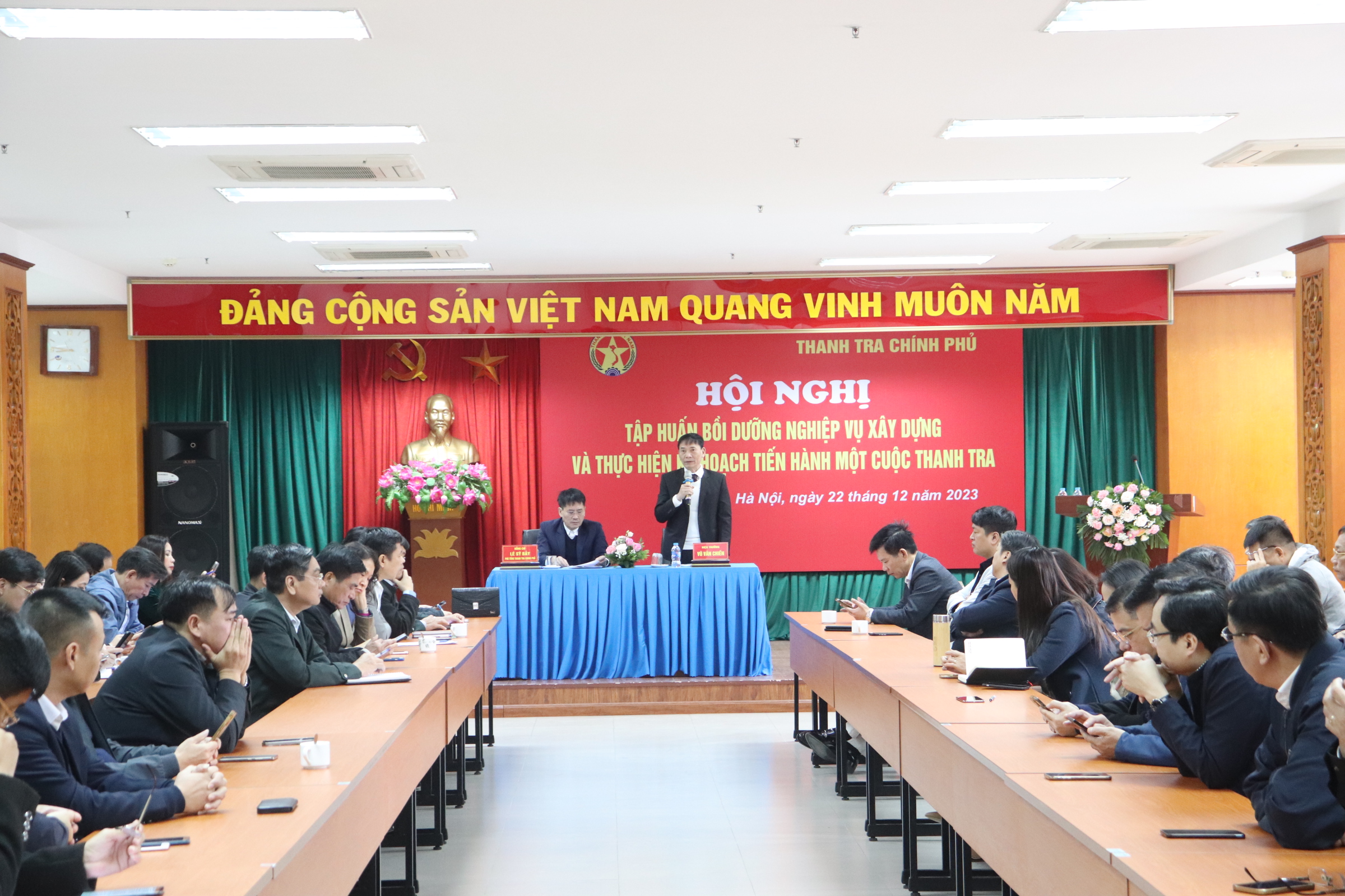 Bồi dưỡng nghiệp vụ xây dựng, thực hiện kế hoạch tiến hành một cuộc thanh tra