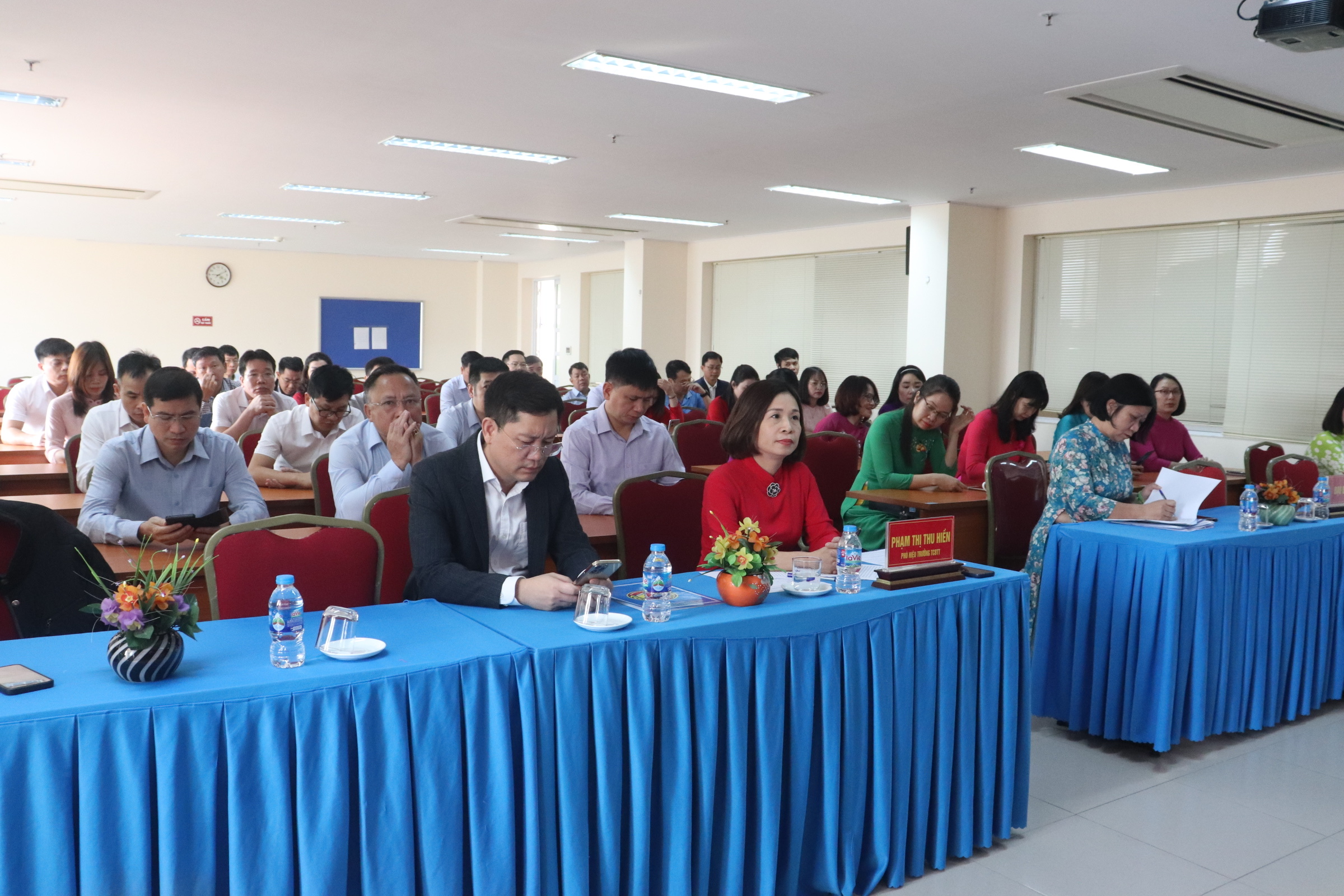 Bế giảng lớp Bồi dưỡng nghiệp vụ Thanh tra viên chính Khóa 14 năm 2023