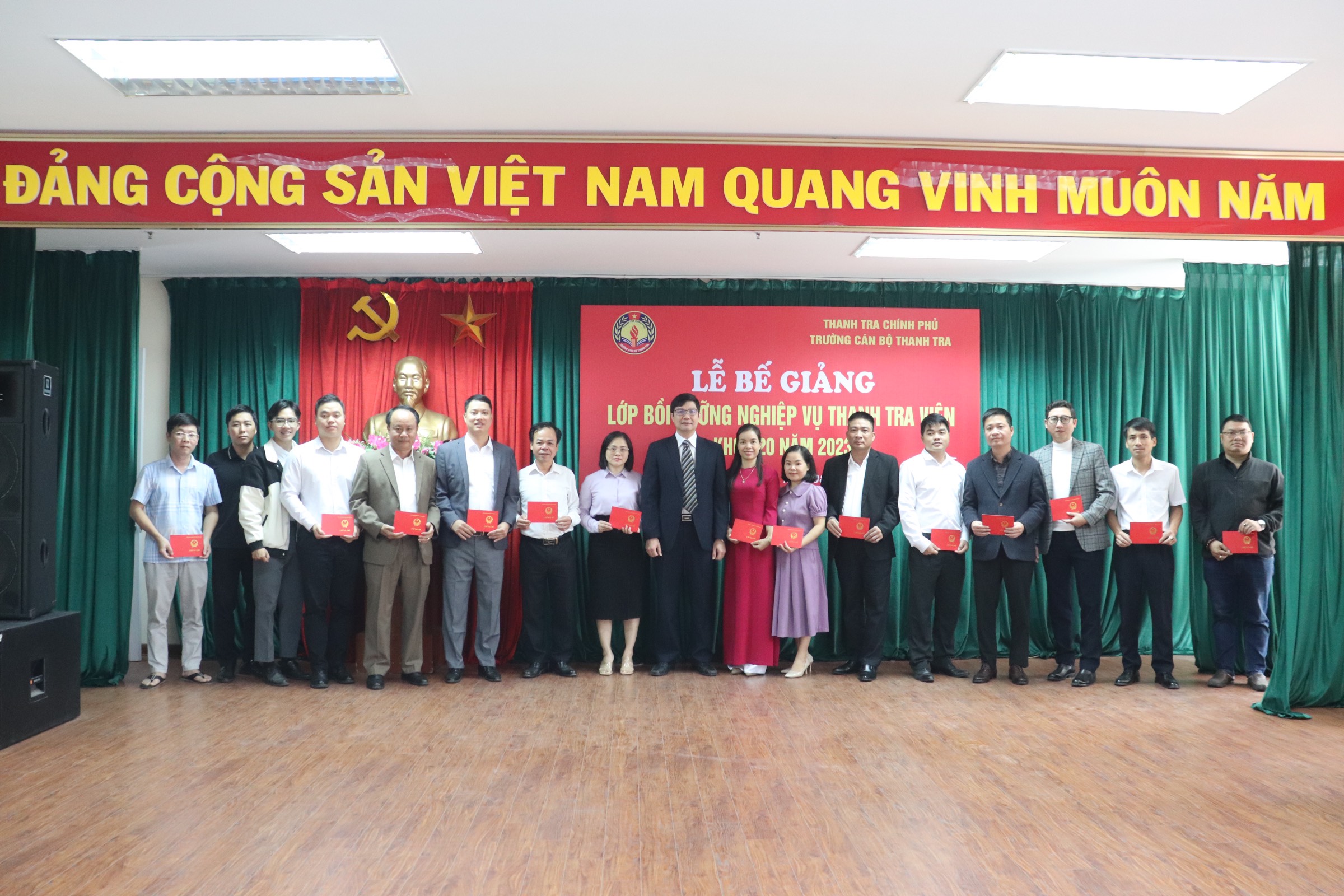 Lễ Bế giảng lớp bồi dưỡng nghiệp vụ Thanh tra viên K20 năm 2023