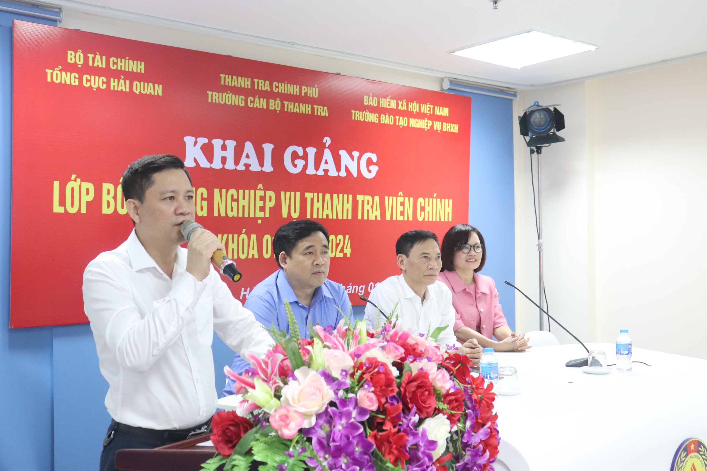 Khai giảng lớp bồi dưỡng nghiệp vụ thanh tra viên chính K01 năm 2024 theo hình thức trực tuyến