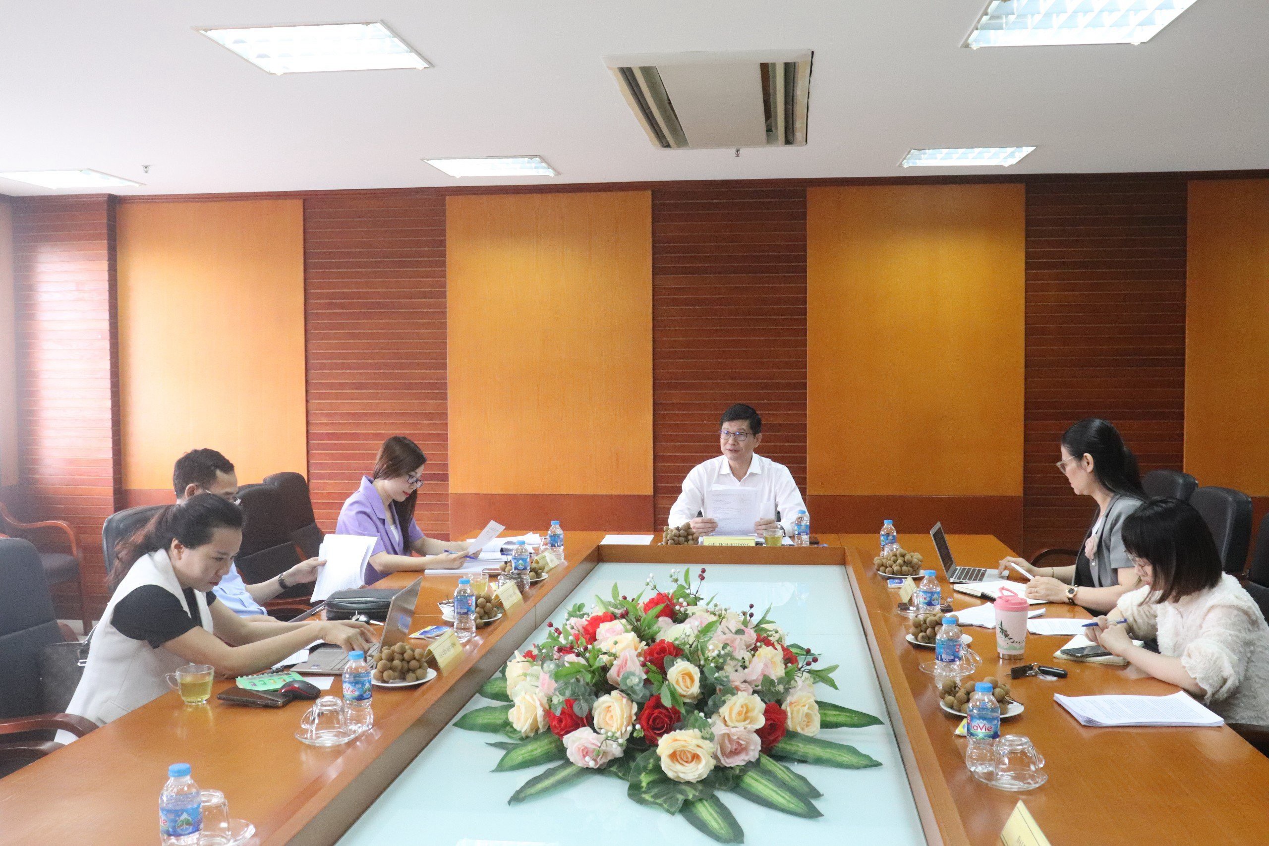 Thẩm định thuyết minh 02 đề tài khoa học cấp khoa năm 2024