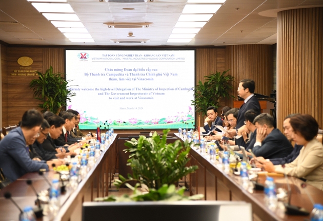 Đoàn Cán bộ Bộ Thanh tra Campuchia thăm, làm việc tại TKV