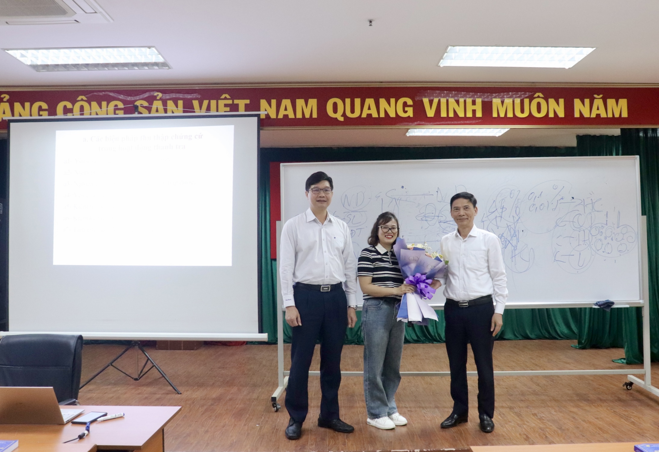 Trường Cán bộ Thanh tra chúc mừng  Ngày Quốc tế phụ nữ 8-3