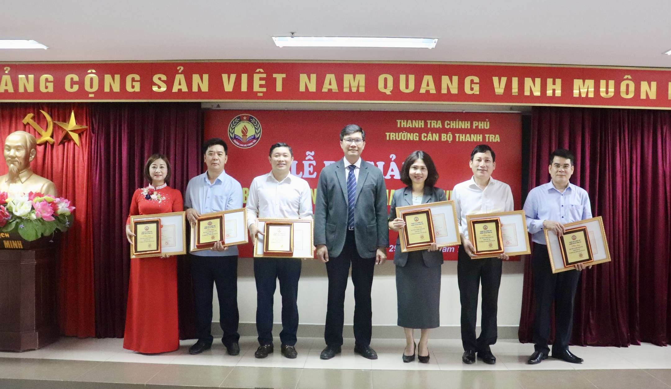 Bế giảng lớp Bồi dưỡng nghiệp vụ Thanh tra viên chính Khóa 02 năm 2024