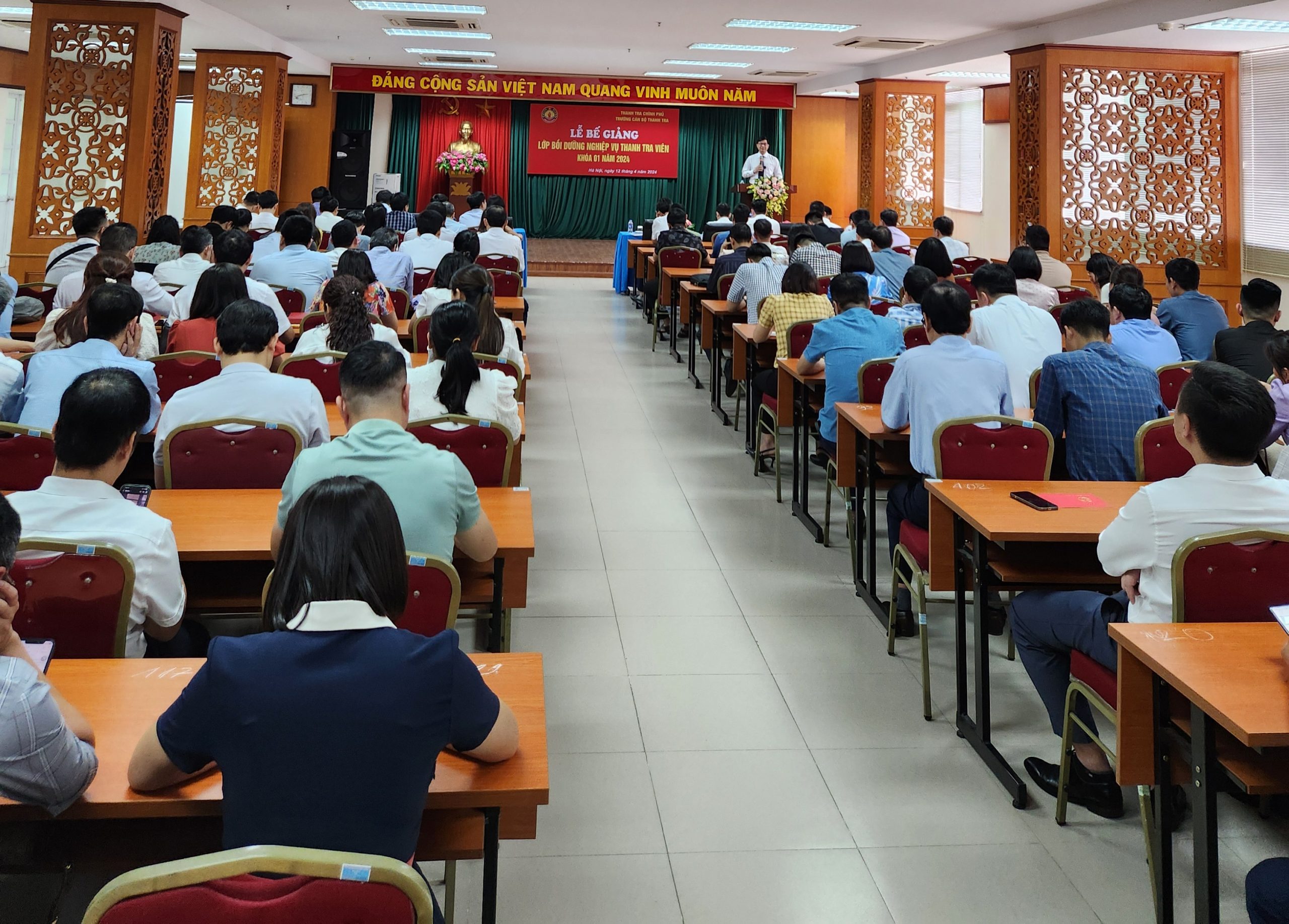 Bế giảng lớp Bồi dưỡng nghiệp vụ Thanh tra viên Khóa 01 năm 2024