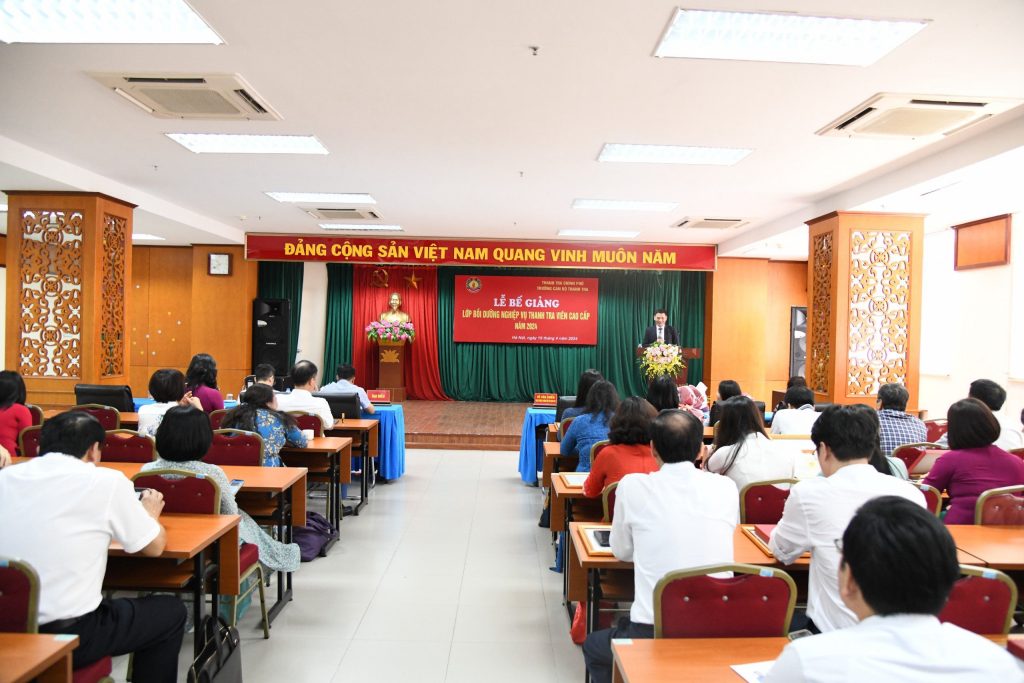 Bế giảng Lớp Bồi dưỡng nghiệp vụ Thanh tra viên cao cấp năm 2024