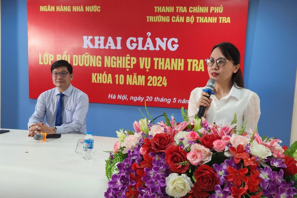 Khai giảng lớp Bồi dưỡng nghiệp vụ Thanh tra viên Khóa 10 năm 2024 cho công chức của cơ quan Ngân hàng Nhà nước Việt Nam.