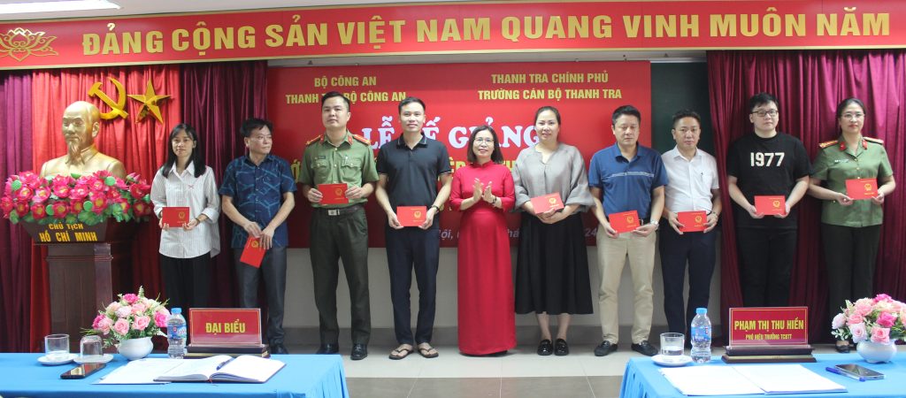 Lễ Bế giảng lớp Bồi dưỡng nghiệp vụ thanh tra viên Khóa 05 năm 2024