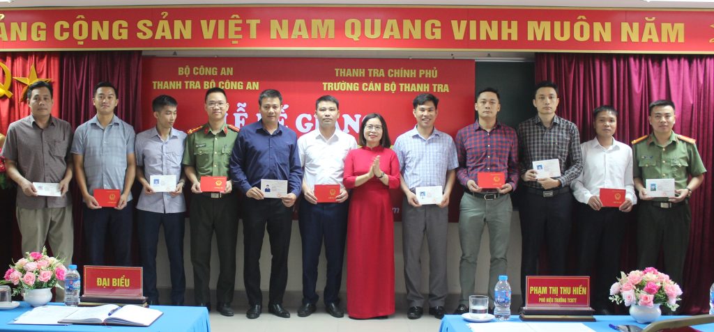 Lễ Bế giảng lớp Bồi dưỡng nghiệp vụ thanh tra viên Khóa 05 năm 2024