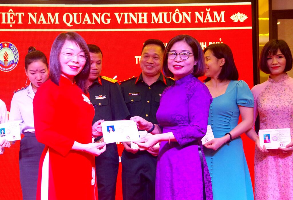 Bế giảng lớp Bồi dưỡng nghiệp vụ thanh tra viên chính Khóa 10 năm 2024