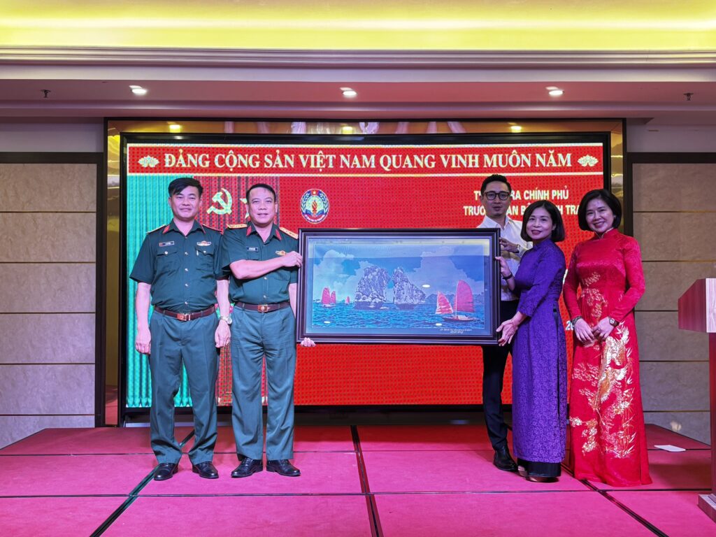 Bế giảng lớp Bồi dưỡng nghiệp vụ thanh tra viên chính Khóa 10 năm 2024