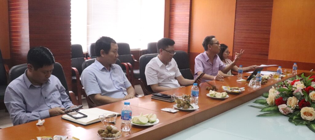 Hội thảo sinh hoạt chuyên môn: Về kiểm soát quyền lực nhằm phòng, chống tham nhũng, tiêu cực